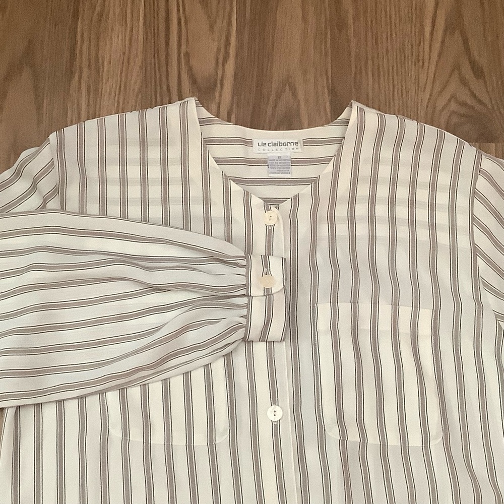 Liz Claiborne Women Size 12 Button Up  Collarless Shirt Striped Lightweight